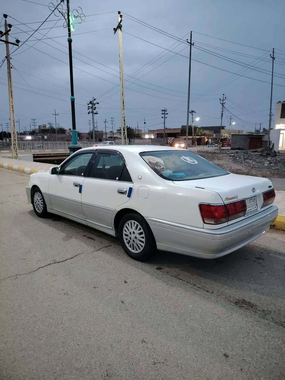 جنون للبيع موديل 2001 مكفوله من الكصه والنقل الجثه والعيب الشرعي وباسمي مداور ثاني يوم السياره جاهزه من كلشي الاتصال *********** ع النت مامتواجد
