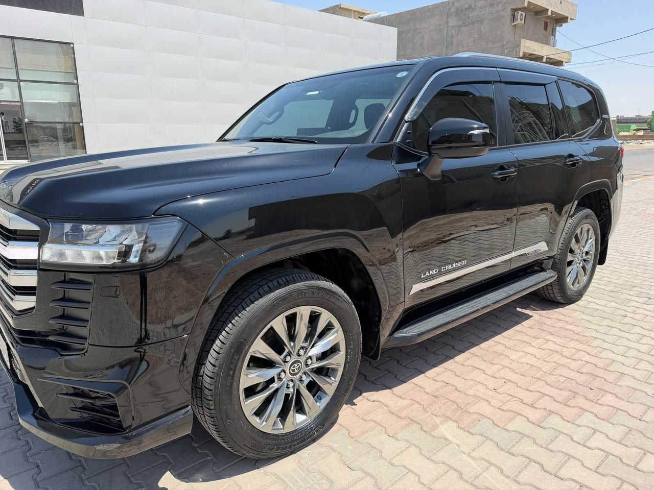 لاندگروزGXR 2024
(بريم) شركة المهند 
محرك 6سلندر4000
داخل جلد احمر 
2كشن كهرباء 
جنطه كهرباء
عليها لحية اماميه وخلفيه لدات لمتد
سياره مكفوله بيها رصعه كد اصبع PDR
ماشيه 52 الف حقيقي
بيها تضليل رسمي اربيل80‎%‎
مكان تكريت 
للتواصل***********
السعر650ورقه
