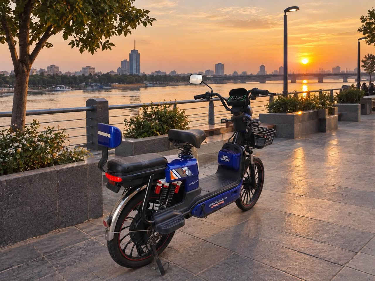 دراجه شحن للبيع 

 استعمال قليل السعر 350 

المكان بغداد الكرخ 

 للاستفسار مراسله الواتساب 

 ***********
