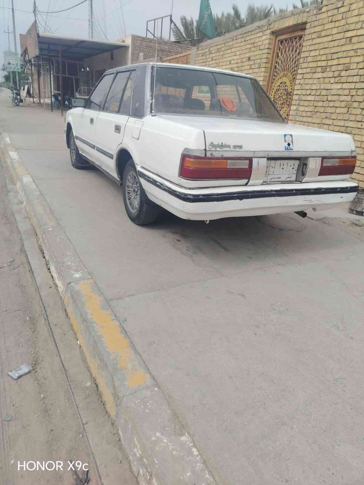 سلام عليكم سوبر مديل 85 سيارة جاهز مكينه و كير ثنين ونص شرط حدادية جديده تخم تاير جديد كهربايات كلهه شغاله مكفولة من الضربة ترايك وين مايعجبك رقم الماني مشروع وطني سيارة احله من الصور رقم *********** السعر 25 وبيهه مجال المكان  ناصرية سوك الشيوخ

نص مكتوب في الصور:
- HONOR X9c