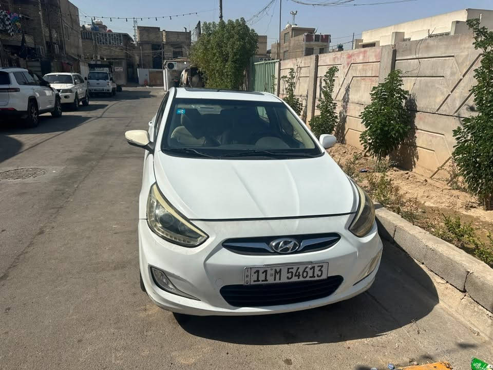 اكسنت • ٢٠١٥ • ماشيه ١٩٠٠٠٠