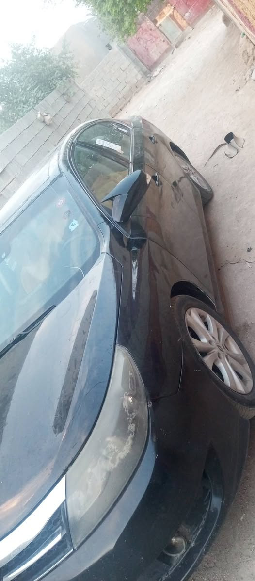 سامسونج • ٢٠١٢ • مكينة حدادية