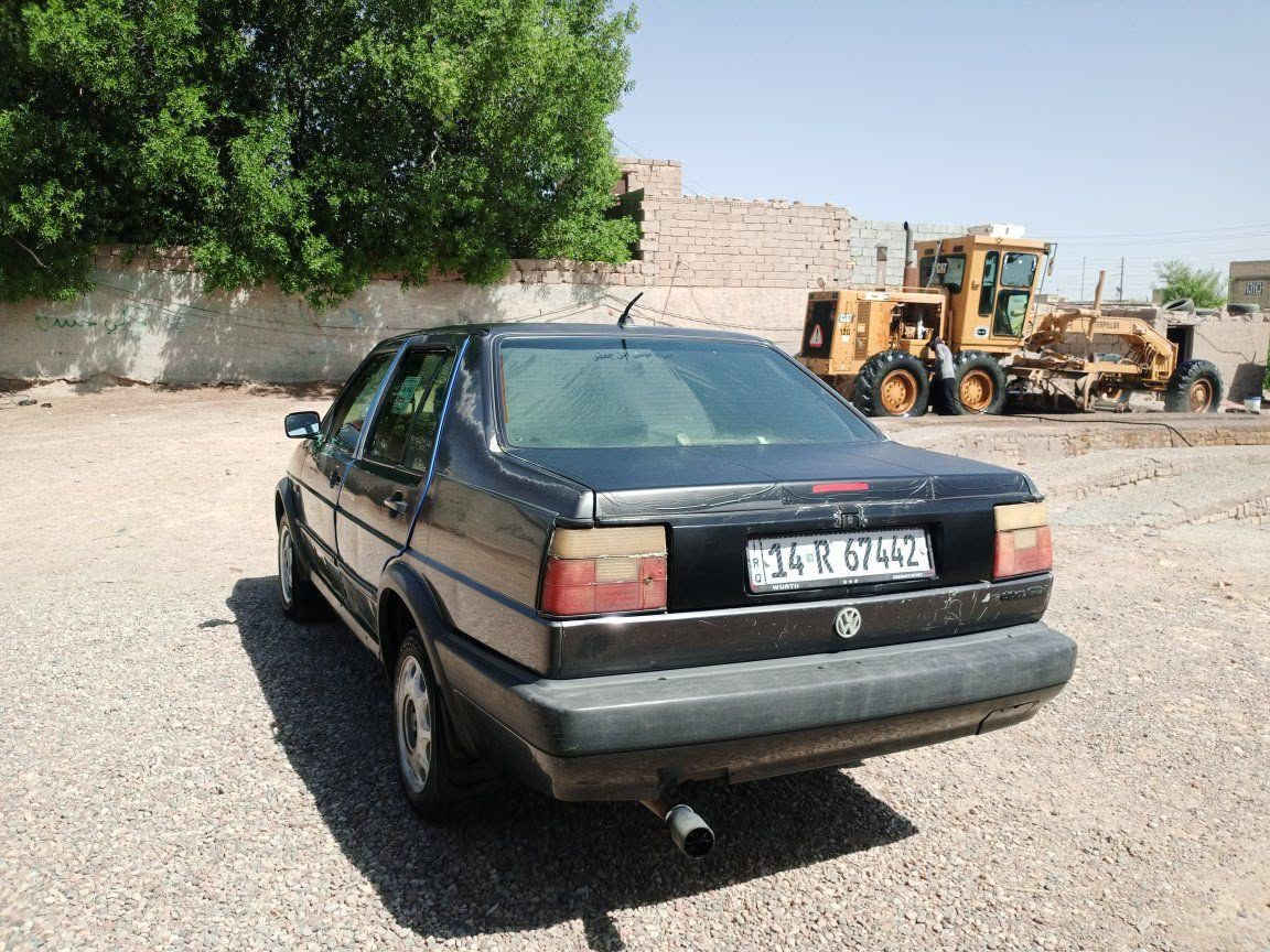 سلام عليكم سياره جيتا كولف خصوصي بسمي للبيع موديل 91 سياره جاهزه مكينه وكير وحداديه وتخم تاير كله نضيف مكاني ناصرية سعر 20وبيهه مجال لشراي يدلل ***********
