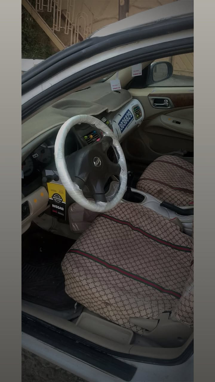 سەرەتا بەناوی خوا سەنی٢٠٠٩مزایدە کتابی مزایدەی لەگەلە کۆدی بۆکراوەو بارکۆدی وەرگیراوە سەیارەکە بەس ماشااللە ئەویت گیرومەکینە تەقەوڕەقە بەشەرت تازەڕۆنی گۆڕاوە سەیارەکە هی ماڵانە ناوزەردە مەکینە گەورەیە حیزام بۆیاخەبۆجوانی بێ دەعم ولیدراو پیش دواکەپس ٤٢گەڵاومەجالیکی برایانە.***********

نص مكتوب في الصور:
- 13 13 13