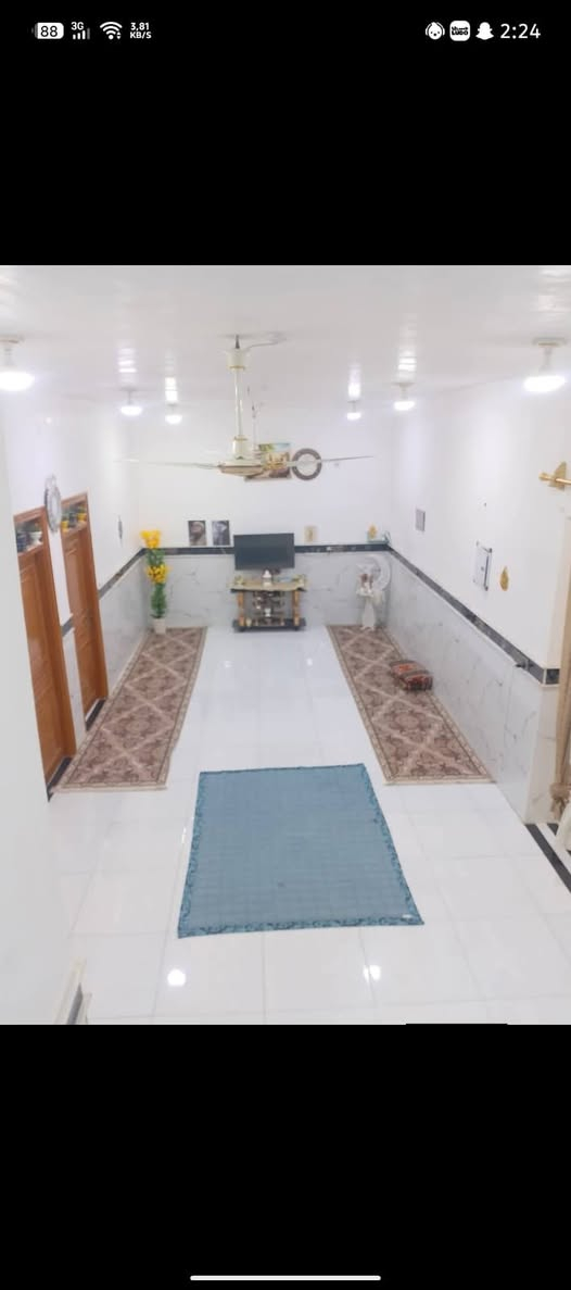 بيت بـ  السكان الصناعي دور سيد حمزه مساحته 350متر زراعي 120وبي مجال للشراي وللتفاوض /التواصل ***********
