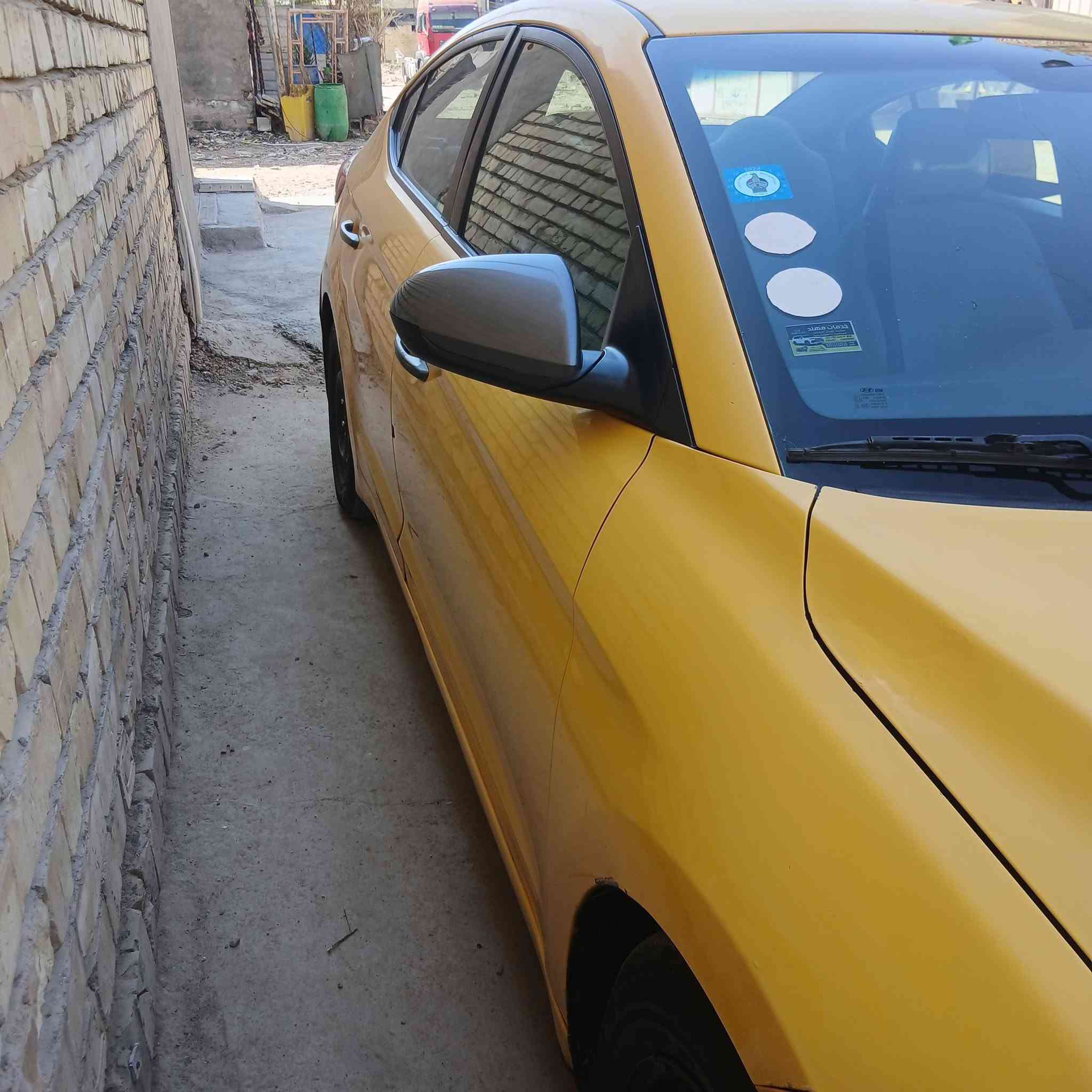 النترا 2018 وارد امريكي حادث خلفي ا مريكا
با العراق هذا الجاملغ الي مبين با الصورة ورصعتين با البنيد مامبينات 
مواصفات شاشة  كامرة تحكم ستيرن جهتين ٣ وضعيات قيادة 
رقم بغداد السيارة بأسمي 
سيارة جاهزة كل نقص مابيه 
كير مكينة خير من الله تبريد ثلج
تخم تاير باتري جديد حدادية جديدة 
السعر 105 بيها مجال
***********
