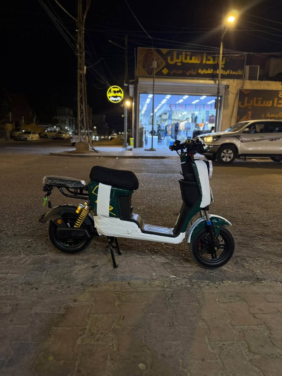 السلام عليكم اخوتي دراجه R9 2026 شكل ال 2027 ام الرماش اكلوبهه اصفر الدراجه تخبل ماشاءالله شلعه ومعدل 4 نمرات الدراجه مصالي شهرين من ماخذهه توه مشت الف البطاريات كفاله تجي وتفحص وين ما يعجبك الملف كفاله الدراجه امانة الله ورسوله شخط مالبيه عده خدشه بسيطه ماخذهه من الاخوين بل عشار نهايت شهر الثامن ماخذهه ب 650 ورايدهه ب 620 وبيها مجال للطيبين طلعاتي مو هواي بيها مكانه بصره خمسميل يم صيدلية الكندي للستفسار ع الرقم *********** وبلخدمه

