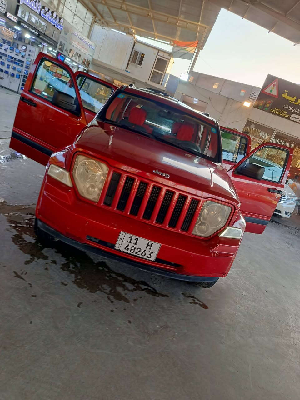 سلام عليكم شوفليت لبرتي موديل 8 رقم بغداد دولي هزة جديدة تحويل مباشر بسمي محرك كير لوك صدر خلفي امامي جديد تخم تاير هوة ول اويالة جديد تبريد ثلج بدون صبغ السعر ٨٠ وبيه مجال للطيبين رقم الهاتف 
***********
*********** بغداد
