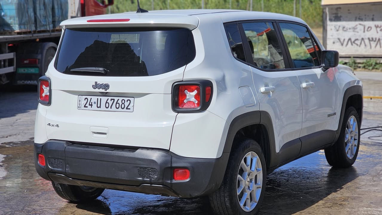 Jeep Renegade2023    سعر124ورقە
مودیل2023، 4x4، ماشي40میل ، بیها بس بنید صبغ بدون ضربە بدون دواخل صور حادث بالمنشور و ۳مکان صغیر بیها تعدیل رقم و سنویە جدید تحویل وکالە شرط سعر124ورقە ، عنوان اربیل خلیفان ،  ر.م ***********
