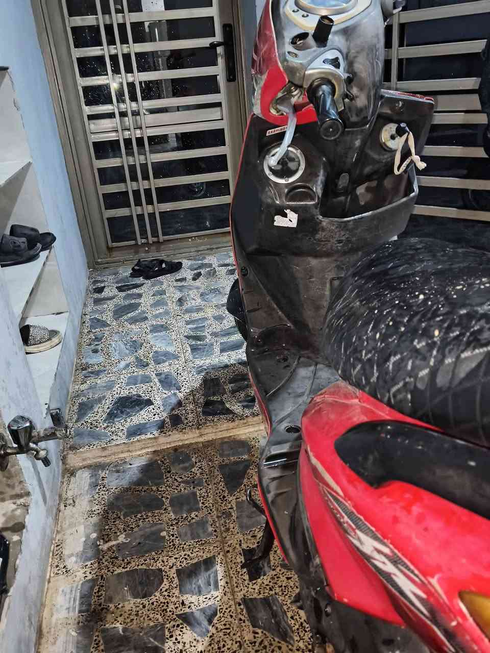 السلام عليكم سكنس فحل كابريتر شغاله سلف هندر كهربائيات كامله مكينه مامفتوحه بلادي كفرات بلادي كابريتر بلادي سلف بلادي أوراق كامله ب550وبيه مجال مكاني الأمين الثانيه ***********
