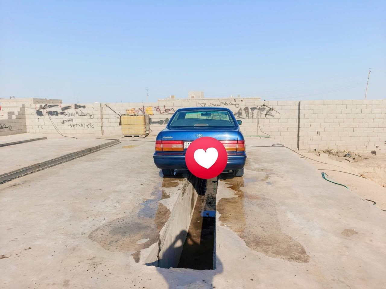 سلام عليكم راس الثور مديل 96
مكينه وكير كارتون توني شادعن
تحويره نجف فوك وجوه تبريد ثلج
حداديه  قبل جم شهر عايده كلهه من طول لطول تايرات تخم جدد 
بيه صبغ  عام سياره بدون ضربه كفاله
سياره بيها ورثه اسويلك وكالة عامه 
سنتين تخلص من لورثه   
السيارة معروضه ب 90 وبيه مجال 
مكان السياره البصرة
***********
