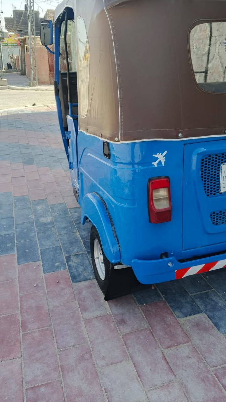 توكتوك
