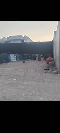 أرض زراعي • ٢٠٠م • مقابل جامع خديجة