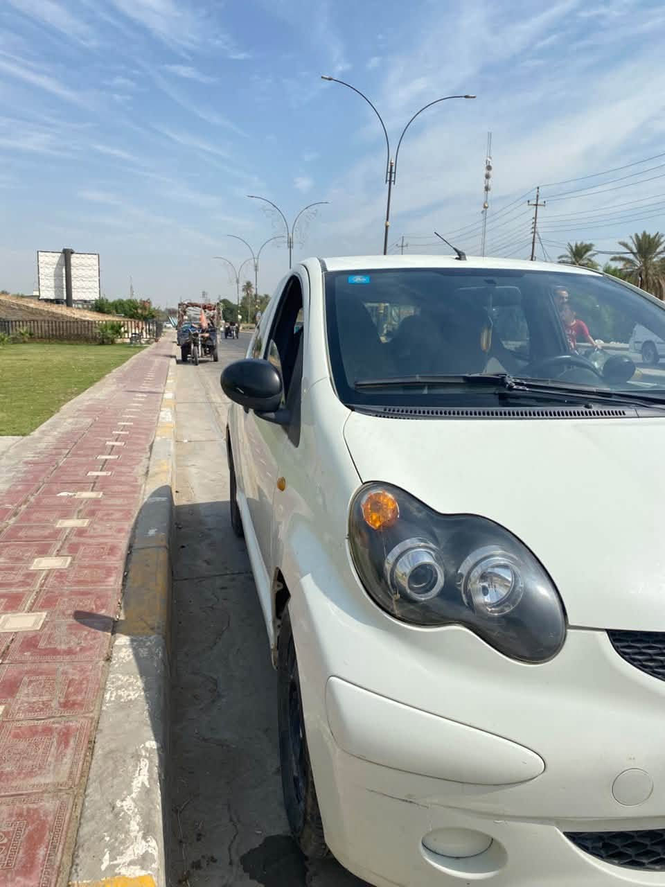السلام عليكم 
سيارة للبيع  byd f0 موديل 2013 , السيارة باسمي حدادية كهربائيات كاملة ، تخم تاير جديد كير ومكينة على الوضع البلادي السيارة كفالة عامة بدون حادث السعر 32 وبيها مجال بسيط        ***********
