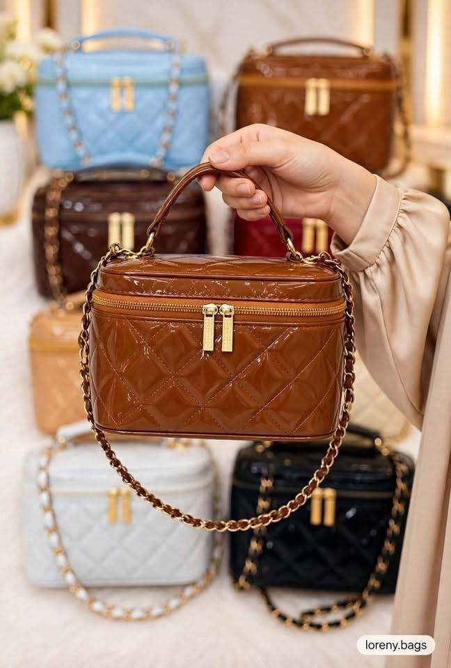👜 سعر القطعة: 5,000 دينار فقط 🩷

✨ متوفر بيع مفرد وجملة 
📦 توصيل لجميع محافظات العراق 

🎀 كروب الجملة: https://t.me/bagswoman7
 

📩للحجز ***********

نص مكتوب في الصور:
- loreny.bags
- 46