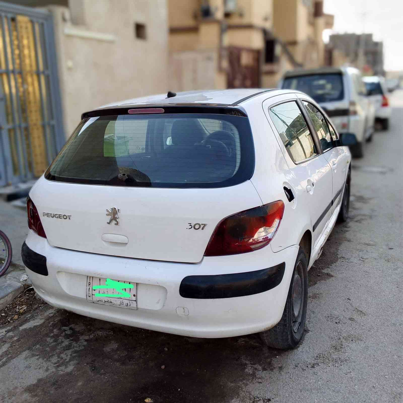 سياره بيجو فرنسي 307 موديل 2006 كير ومكينه خير من الله كورله 1600 بس عوزها نوزلات كهربائيات شغاله لايت ثلجي 
دواخل نضيفه بس ولد صديقي يريد مداور مكان ناصريه مركز السعر المطلوب 34وبيها مجال قليل الرقم الموبايل ***********
