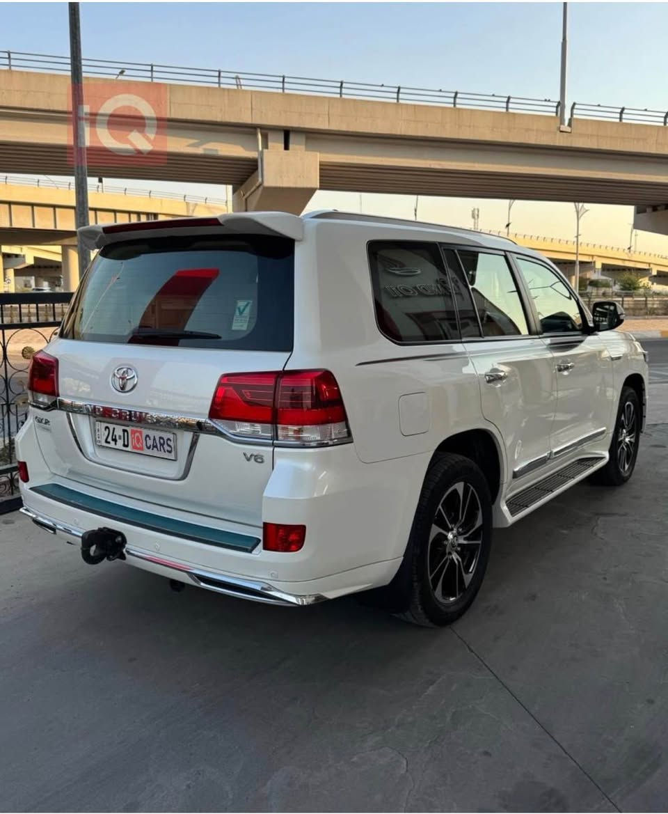 Toyota
2018
SAS-وايديشن
v6-4000 
8 ايرباك
رقم دهوك - شرط تحويل او وكاله
الضرر- مكفوله كفاله
السعر 460
الاستفسار *********** كركوك, العراق
