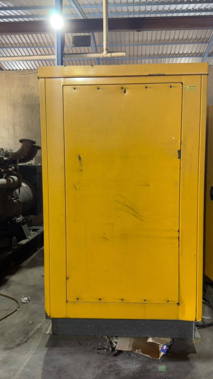 السلام عليكم للبيع perkins 2200
كاتم مامفتوحه مشتغله قليل اخو الصفر
411 ساعه عمل 400 kVA
للاستفسار الاتصال على الرقم ***********
***********
العنوان الموصل
