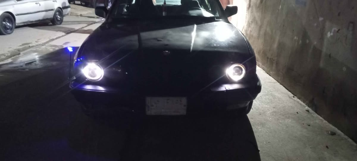 Bmw.535 . ـ1992 كیر و محرك وكهربائي كله شرط .كیر عادی محرك فل . 
 رقم  بغداد .سنویة خضرة . معا الوكالة . مااندل صاحب
شڕط سرقة . وعشایر وغرامة سعر 25  بیع ومراوس
واتساب . ***********
اڵاتصال *********** كركوك, العراق
