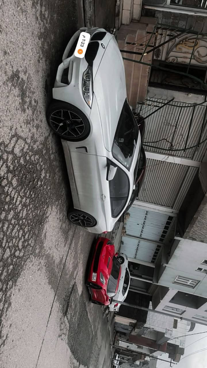 السلام عليكم
Bmw435 
6 سلندر مكينة N55 
مكفوله كير مكفول 
موديل 16 فول مواصفات 
ماشيه ض
160 الف كيلو وليس ميل 
سستم صوت هارمن كاردون 
كامرات 360
تحديد مسار 
سياقه ذاتيه 
نظام توقف ذاتي 
حساس 360 
رادارات360
داتا شو 
تدفئة كشنات+ستيرن
فتحة 
لد امامي+خلفي
حادثها من امريكا بنيد بدون دواخل ومحدثه M4
السيارة نقصها 
دسكات خلفيه 
وحق 4 اصابع باب السايق يرجع pdr
السعر 165 وبيها مجال للشراي مكانها بغداد
والسيارة ع وضع الشركة 
للاتصال *********** والشراي يدلل
