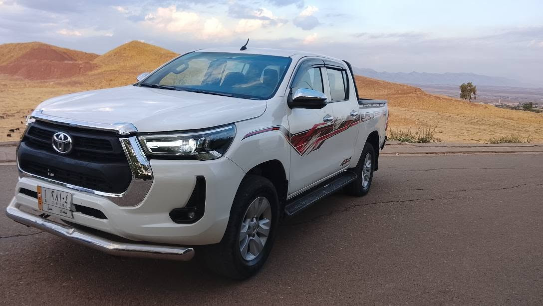 TOYOTA hlux مەرزیە
Model 2016 
سەیارەیکی زۆر جوان خاوێن توند تۆل یەک دینار مسرف تیانیە گێر مکینە ئەکسل بەشەرت  سەیارەکە پارچە رەشە دووبەیە گێر عاديه  به شه رتى كافلاتى مه ده نى و مال كه س نه بيت دوو به ى بيت 
نرخ ١٢٨ وه رقه خوار هه موو بازار 
ژمارە مۆبایل *********** كويسينجاك, أربيل
