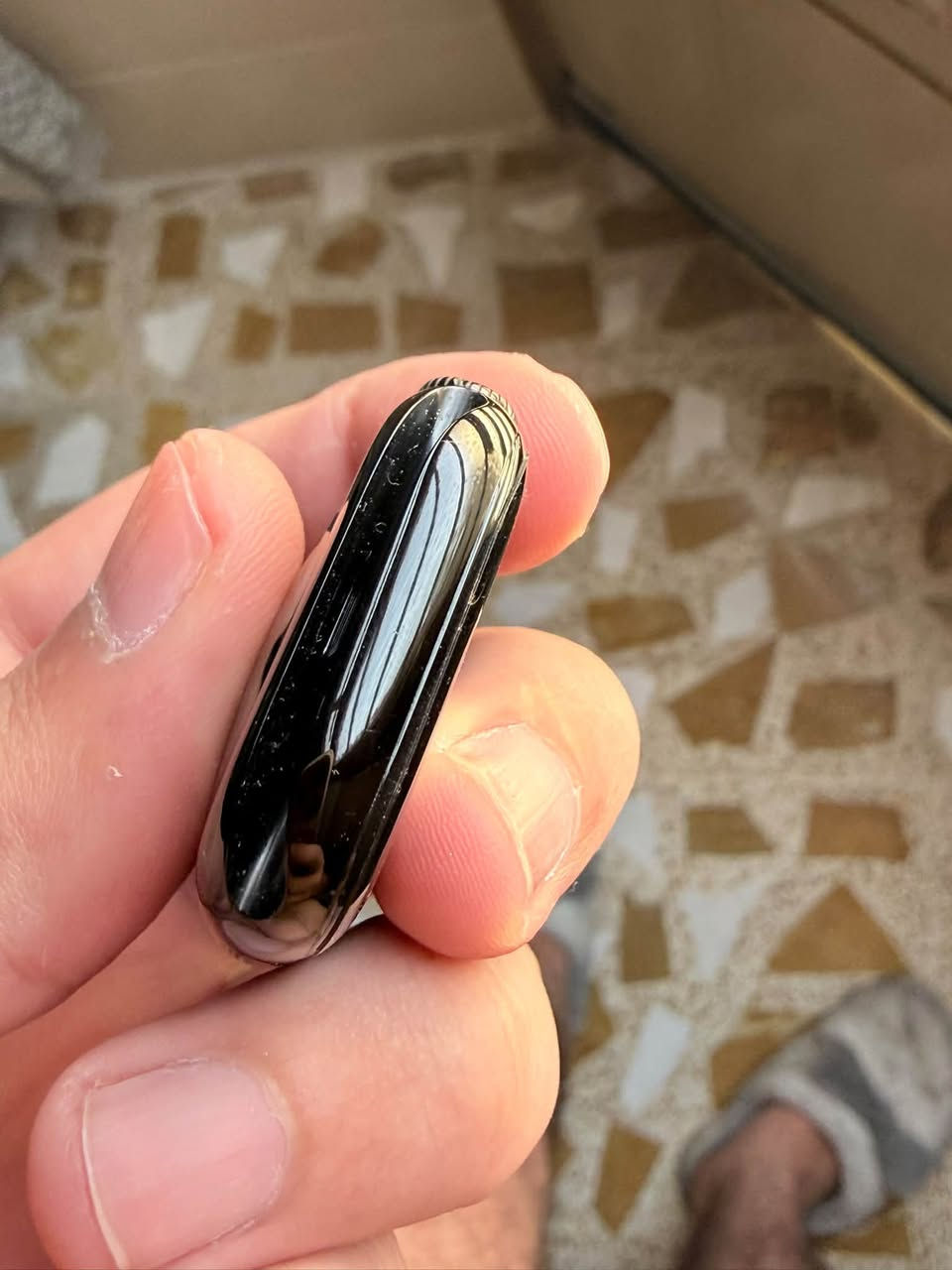 لا توجد تفاصيل

نص مكتوب في الصور:
- 3:40 Apple Watch مقترن الاسم Ahmed Apple Watch إصدار watchOS 26.3 (23S620) اسم الطراز Apple Watch Series 10 (GPS) تفاصيل الطراز علبة ٤٢ مم - ألومنيوم رقم الطراز MWWF3LW/A الرقم التسلسلي MNVWL3V921 عنوان Wi-Fi 9C:1A:25:99:0D:04 Bluetooth 9C:1A:25:90:A2:28 SEID العثور على Apple Watch يمكنك تحديد موقع Apple Watch، أو تمكين نمط الفقدان، أو مسحها باستخدام تطبيق تحديد الموقع. إلغاء اقتران Apple Watch