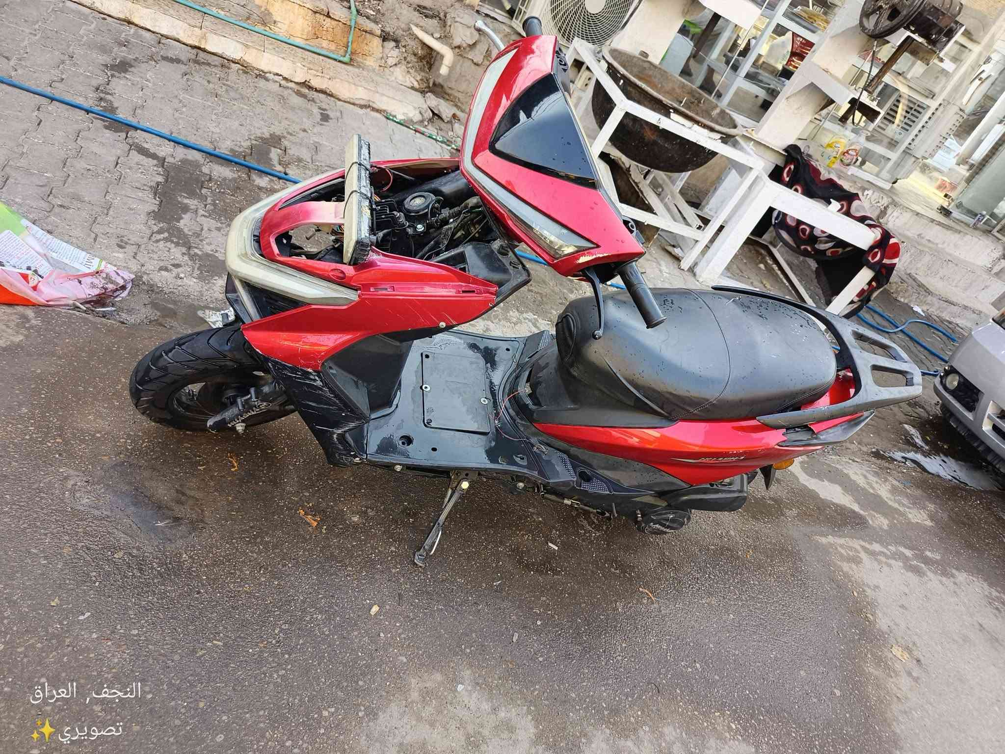 السلام عليكم دراجه للبيع نوعها سكنس صيني مديل 2023
دراجه نضيفه أي نقص مابيها بس ماعدا الكفرات السعر 350 وفيها مجال حك الجيه  مكاني النجف خان المخضر ‏‪***********‬‏

نص مكتوب في الصور:
- النجف, العراق
- تصويري ✨
- النجف، العراق