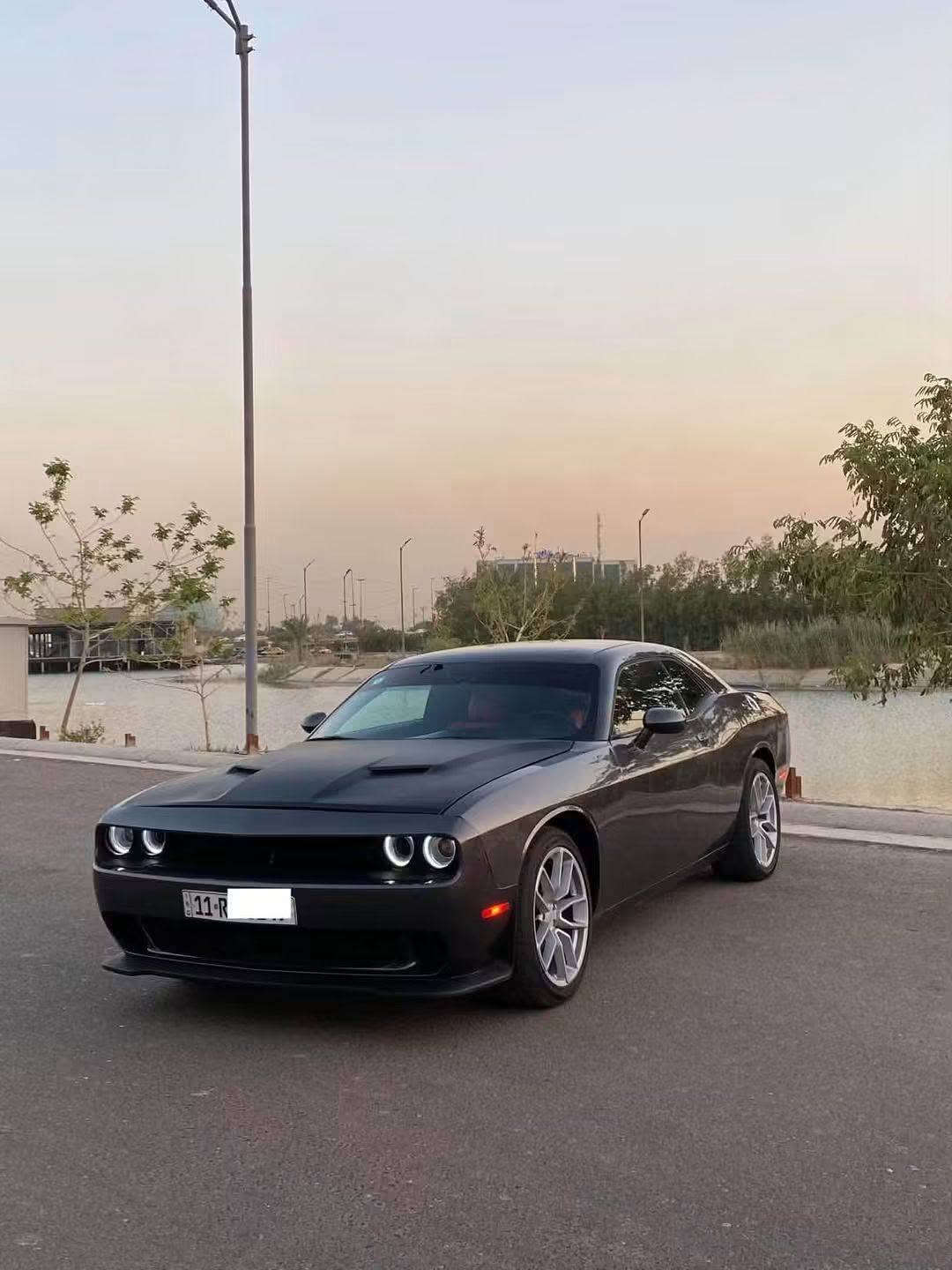 جالنجر 2018 SXT 3600 السياره ستوك على وضع الشركه ماملعوب بيها ابد رقم بغداد الدولي باسمي شخصيا هزه جديده 
ماشيه 93 الف
تخم ويل ديمون طامس تخم تاير
صدر امامي خلفي مبدل جديد 
لايتات ودعاميه جدد
تبريد منضومه جديده 
 مكينه كير كله مكفول
5 قطع صبغ فقط شرط السونار وصور الحادث بالمنشور

سعرها 136$
مكاني بغداد البلديات***********

نص مكتوب في الصور:
- BidFax.info
