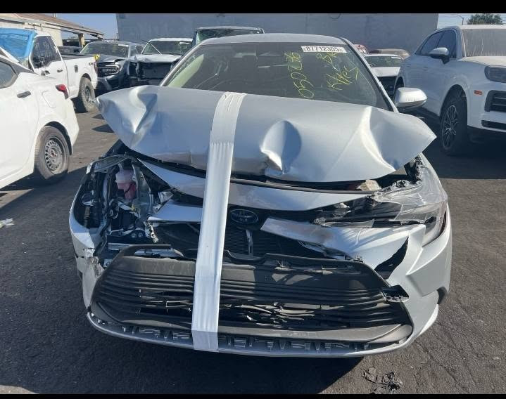 كورلا هايبرد 
وارد امريكي
مكينة1800
رقم بغداد
م24 LE
تبديل اربع قطع
قبق جنطة بنيد باب جاملغ
السعر120قفل
مكاني بغداد 
هاتف ***********
