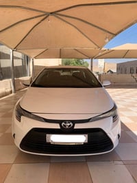 كورولا ٢٠٢٣ LE • ابيض • ٨٢٠٠٠ كم