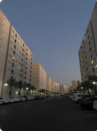 عقد غربي • ١٤٠م • بدون كفيل