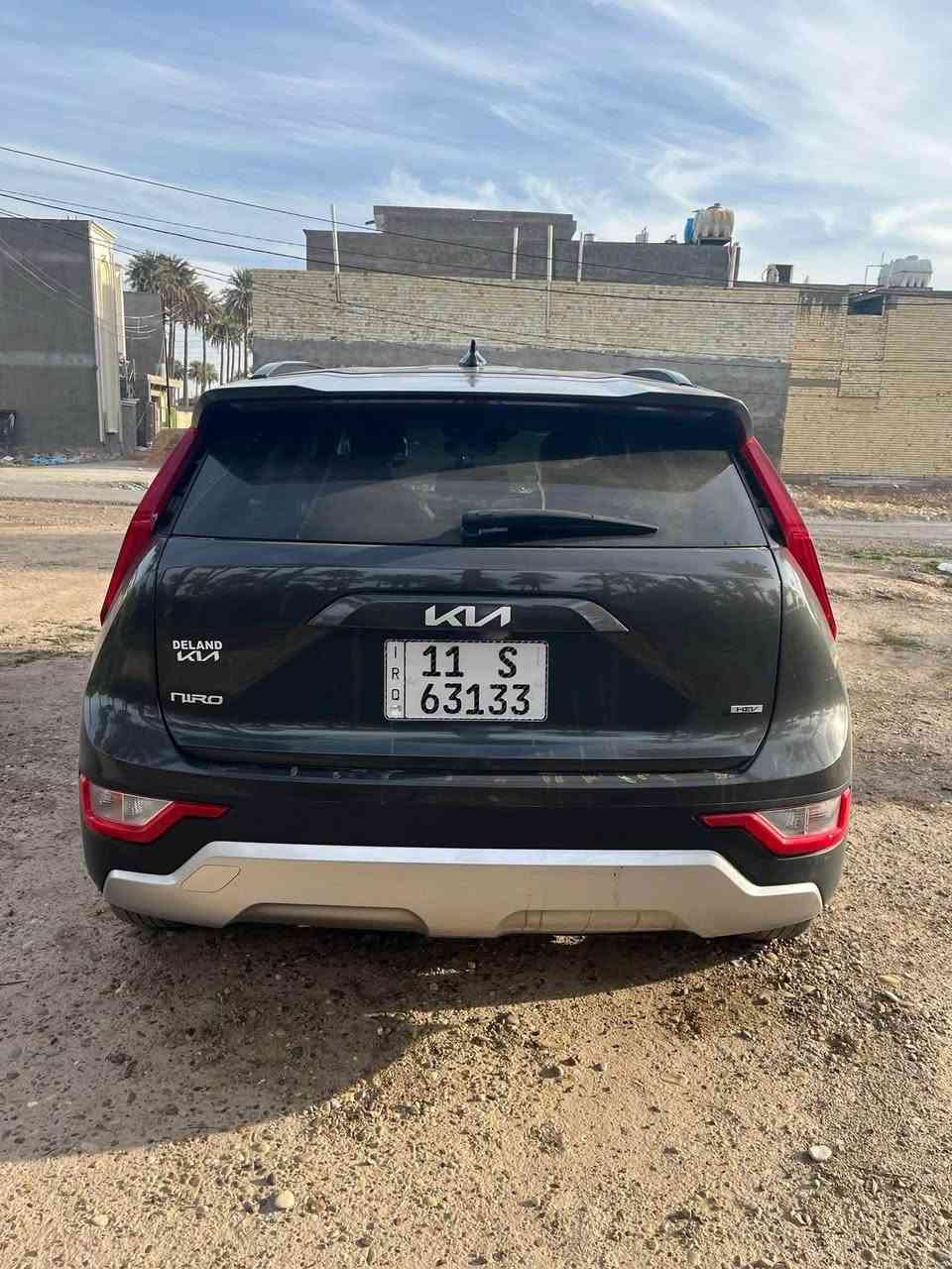 ❗️يالله   السلام عليكم ❗️

للبيع:

كيا نيرو هايبرد موديل 2024 

ماشيه 39000ميل

هايبرد فئه EX

لون رصاصي 

جناح خلفي مدمج 

هاند بريك كهربائي 

مسند وسطي 

مساحات تخزين 

وحاملات اكواب

رادارات 

مثبت سرعه تفاعلي 

مانع تصادم 

حساسات 360

نقاط عمياء 

نظام المحافظه على المسار 

التحذير عند الخروج من المسار 

تحذير ستيرن عند الخطر (هزاز)

شاشه 

تدعم ابل كاربلاي 

واندرويد اوتو

منافذ شحن تايب سي في الكراسي الخلفيه 

انظمه قياده

السياره كلش حلوه وناعمه جديده 

حادثها جداً بسيط   بنيد ودعامية ❗️

رقم بغداد تحويل ثاني يوم 

مكان السياره بغداد ***********

السعر١٤٥ بيه مجال قليل
