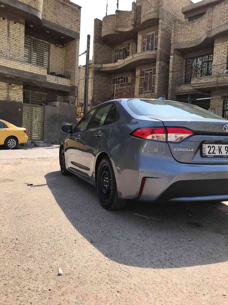 كورلا 22 LE بانزين فقط وارد امريكي الحادث مرفق مع صور  سياره من معمرينها راشين جاملغ كلير 
مكينه 1800 مرغوب
فول موصفات 
دخول ذكي
بصمه تشغيل 
رادار جانبي خلفي امامي 
سايد بريك بصمه 
فتحه سقف 
لايت زنون عالي ناصي بلادي 
بدون يرباك سياره 
ماشيه 59 ميل
رقم اربيل بسمي سياره تحويل شوكت ما تريد
سعر 144 وبيها مجال 
مكاني بغداد مدينة الصدر 
رقمي ***********

نص مكتوب في الصور:
- 46020844