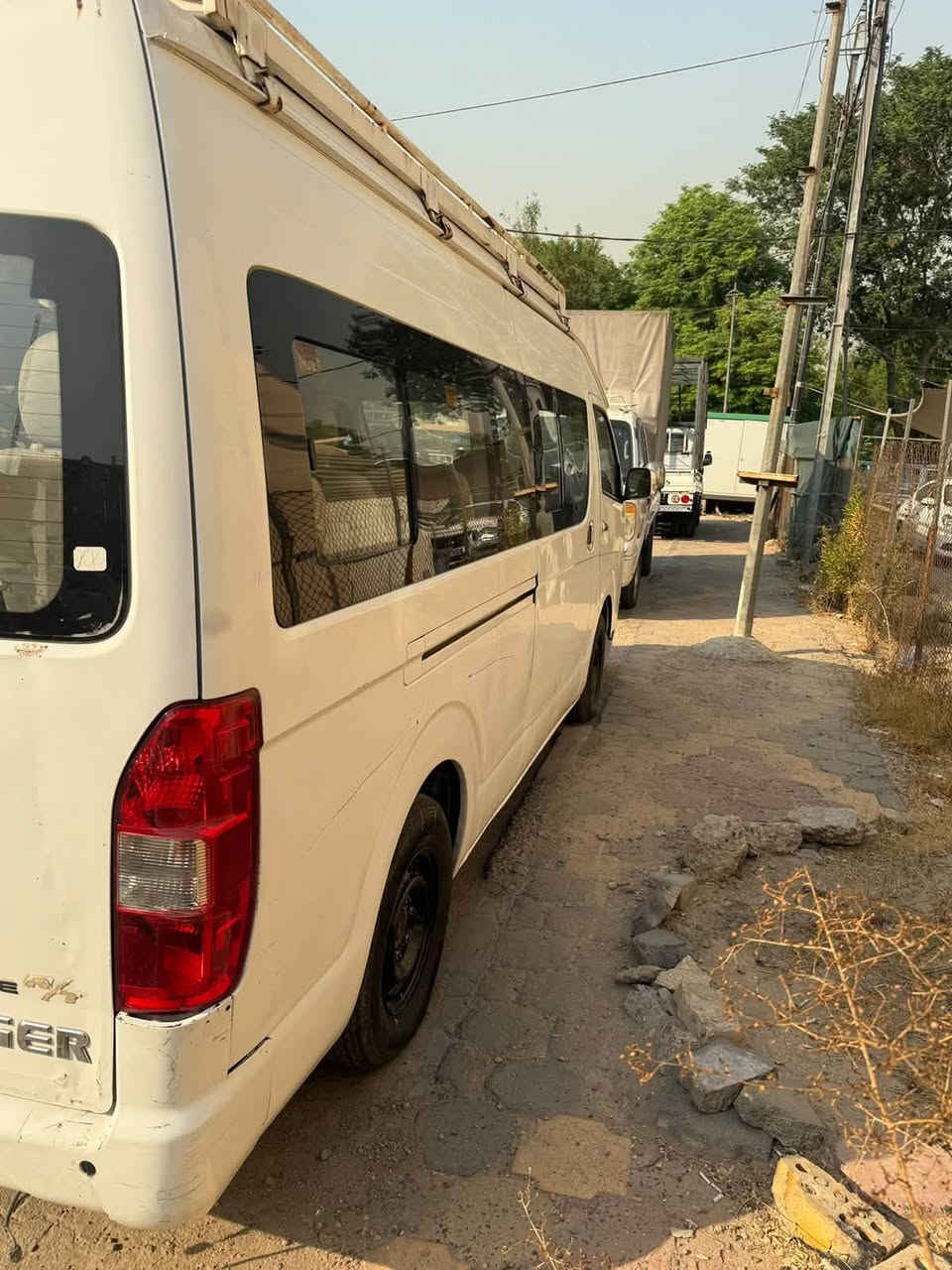 هايكر موديل ٢٠١٤ للبيع سيارة كاملة معمرة هلالات ويهة صبغ باب السايق والبنيد بدون دواخل مكينة وكير ياباني منضومة تبريد ياباني تبريد وية السويج السعر٩٠ مكانهة كاضمية *********** رقم جديد وسنوية جديد تحويل مباشر

