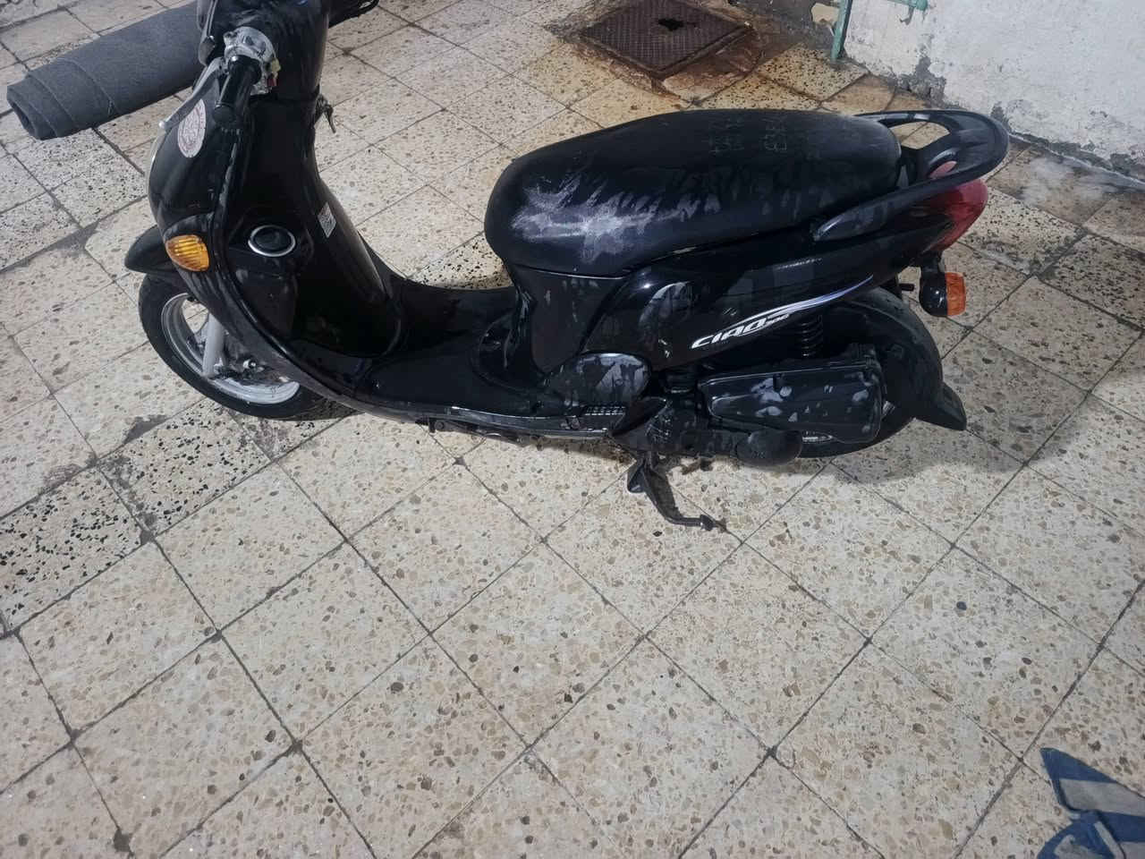 دراجه فله جديده ما فتوح بيه أي شي لبيع لسعر وتساب أو اتصال ***********

