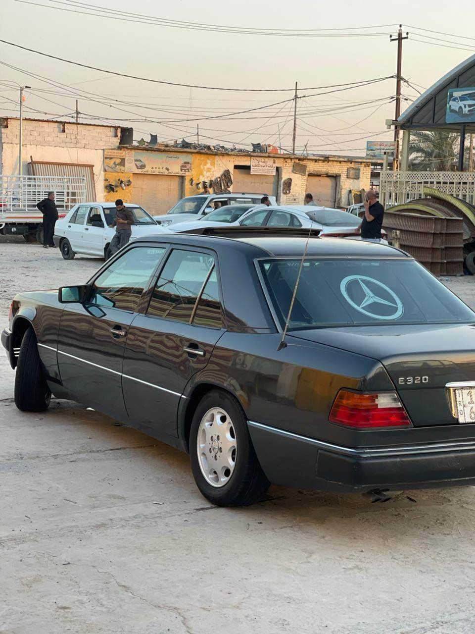 السلام عليكم للبيع مارسيدس دب بيبي موديل 91 رقم بغداد دولي محرك بلاد خراطيم دواخل اسود قفل سرعه اريل كهرباء دبل هورن دبل مروحه فتحه طكتين لايت زنون
محرك جديد
كير جديد
تخم تاير جديد
تبريد شغال
سنتر لوك شغال
باتري جديد
كهربائيات كلهه شغاله
جاهزه مجهزه السعر 80 وبيه مجال بصيط العنوان ديوانيه حي الفرات للستفسار *********** ديوانية, القادسية
