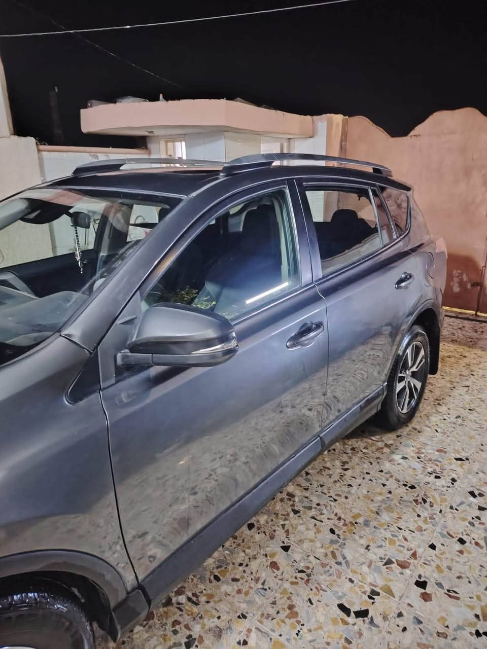 🚘🔥 تويوتا راف فور 2018 للبيع – بيع عاجل 🔥🚘
📍 متوفرة في صلاح الدين – قضاء الدجيل

🇨🇦 وارد كندي – باسمي
⚙️ محرك 2500cc مع كفالة
⭐ فئة XLE – فل مواصفات

✨ المواصفات:
• بصمة تشغيل وأبواب
• سلايد روف
• جنطة كهربائية
• كراسي كهربائية + هيتر
• هيتر بالستيرن
• رادار أمامي وجانبي
• نظام تحديد المسار
• شاشة + كاميرا خلفية
• تحكم بالستيرن

🎨 الصبغ:
جاملغ + بنيد + باب السائق + الباب الخلفي عكس السائق كلير

💰 السعر: 15.000 الف دولار 💵 يعني 150 ورقه 
🔥 البيع عاجل والسعر أقل من سعر السوق بـ10 أوراق
🤝 والسعر قابل للتفاوض 

📞 الشاري الجاد يتصل، وألف اهلا وسهلا بالجميع 🌹
***********
غير متواجد على الفيس الاتصال مباشر على الرقم 

📍 صلاح الدين – قضاء الدجيل
