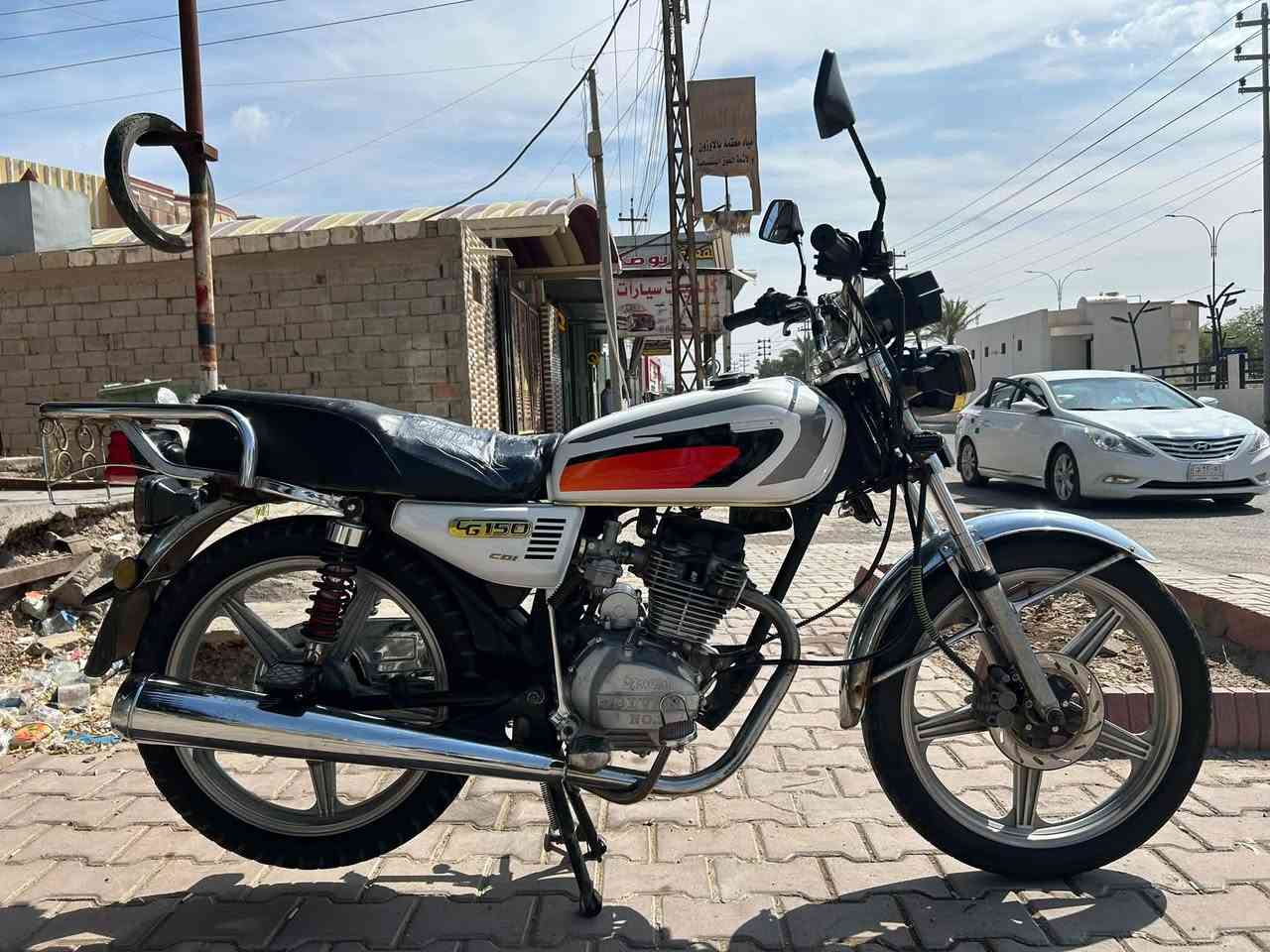 دراجة إيراني موديل 21 فول نضافة
رزانة نشاط وشلعة ومعدل فول

كهربائيات كلها شغالة شاشة إلكترونية 

ما بيها اي نقص تركبها.وتمشي 

سعر 575 وبيها مجال 

لتواصل ***********

