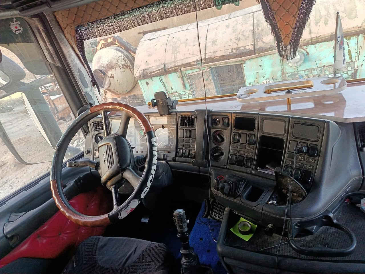 سكانيا قلاب للبيع ٢٠٠٣ سحال جوبلس دبل تاير رقم اربيل محرك ٣٨٠/١١٤ انجكتر سيارة جاهزة لعمل سعر ٢٦٠ مكان تكريت
‎***********
