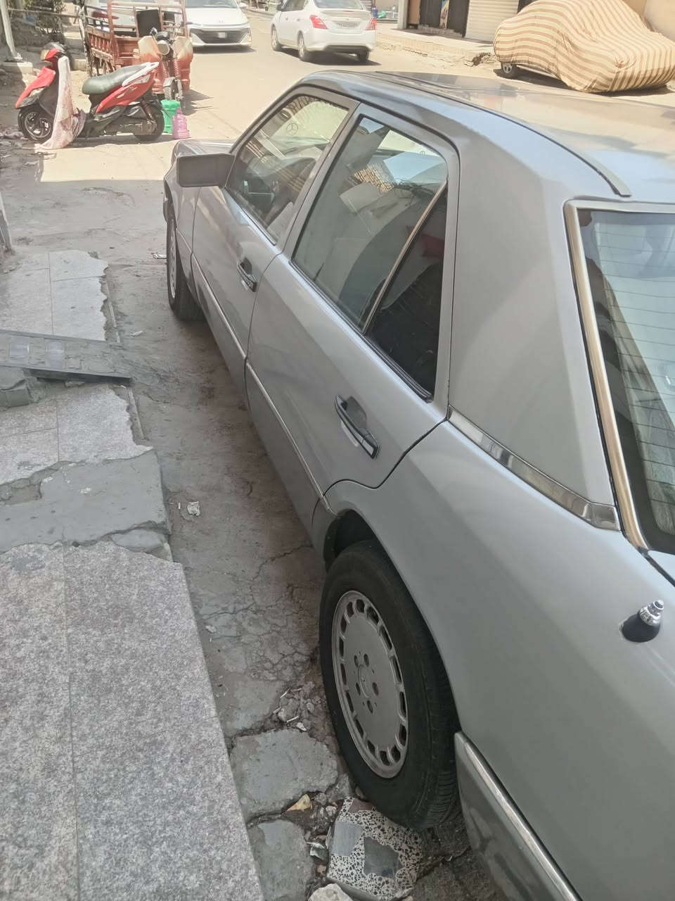 مرسيدس 300E • موديل ١٩٨٩ • نقص تبريد