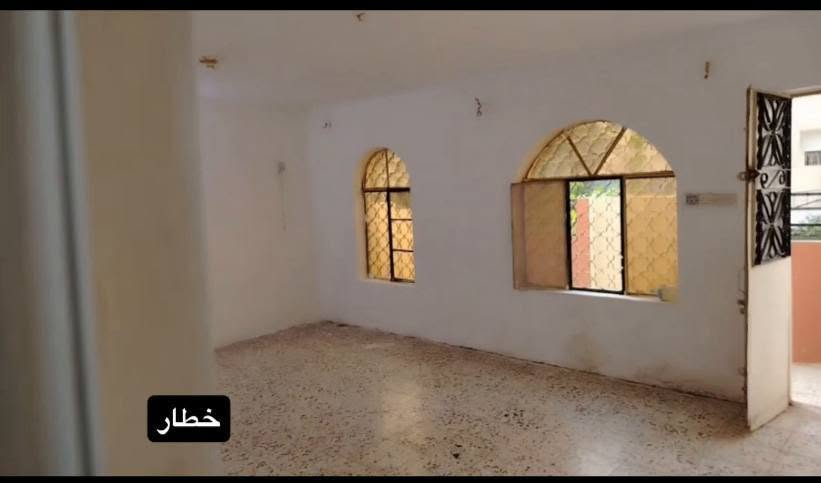🏠✨ للإيجار – بيت واسع ومميز في بعقوبة ✨🏠

📍 الموقع المميز: بعقوبة – خلف سينما ديالى
📐 المساحة: 300 م²
🏢 الطابق: الثاني
🏗️ البناء: طابوك

💰 الإيجار: 275 ألف فقط

📞 للتواصل: ***********
📲 اتصال أو واتساب فقط
🏡 تفاصيل البيت:
• غرفة نوم واحدة 🛏️
• صالة
• مطبخ
• صحيات منفصلة
• سطح
• خطّار
✨ موقع مميز ومساحة واسعة، مناسب للسكن العائلي.
