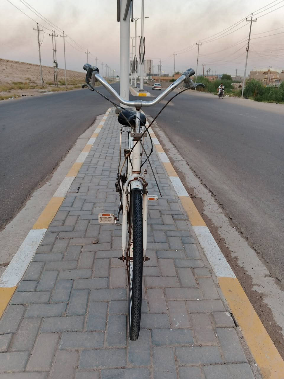 بايسكل ياباني بلادي حجم 26 للبيع السعر 50 الف وبي مجال  
***********
مكاني الجولان
