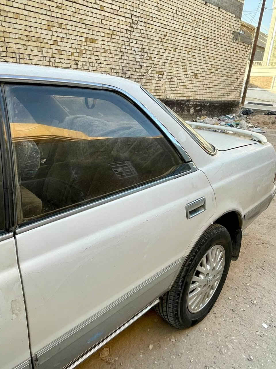 سلام عليكم عندي سيارة مارك هارتوب موديل ٨٨ محنجلة محرك ونجي كربلاء رقم جديد لتواصل اتصل ع رقم ***********
