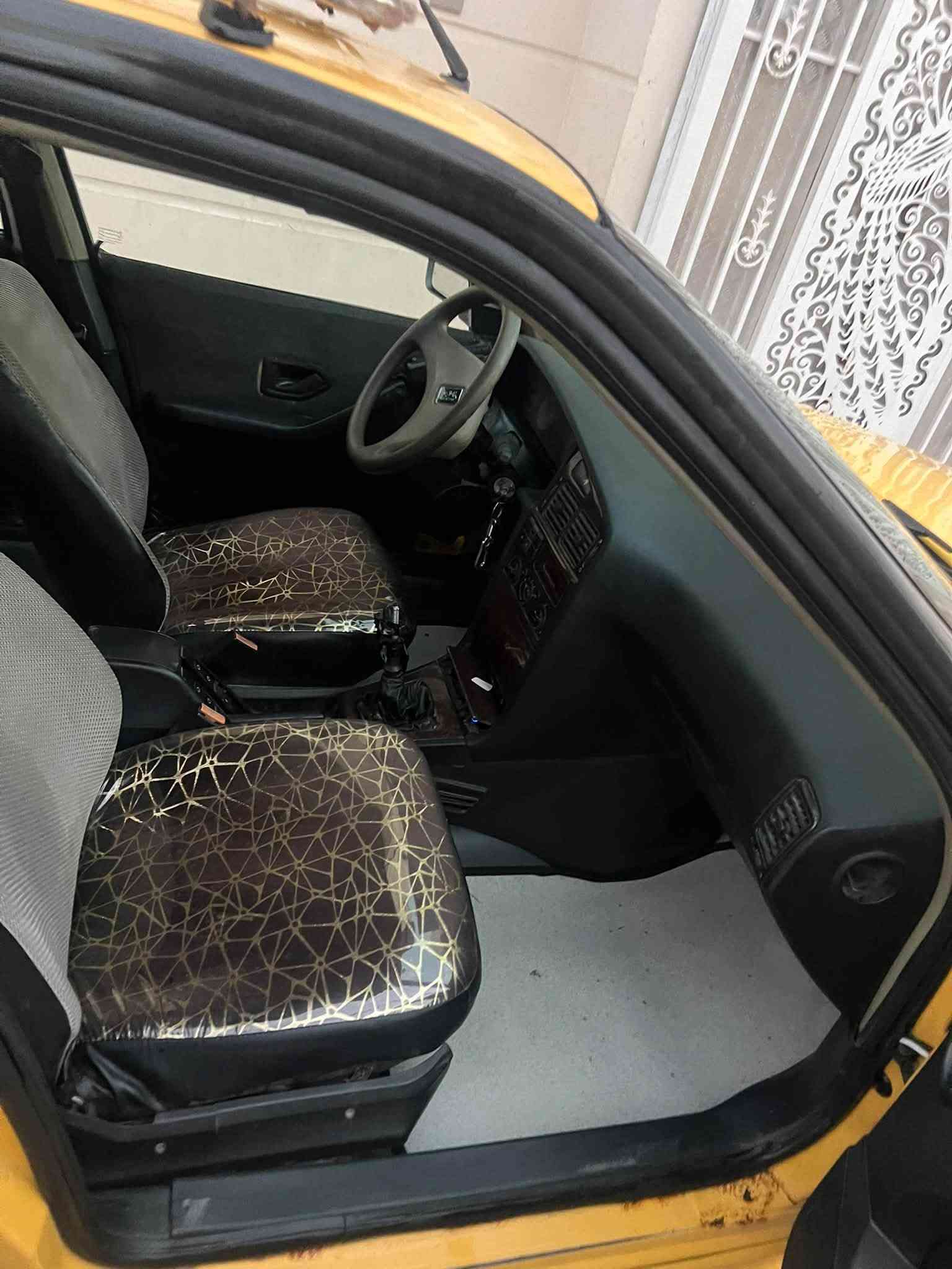 السلام عليكم بيجو بارص مديل ١٦ كير ومكينه كفاله مصفر هئه وغرامات رقم إنكليزي تحويل مباشر مبدل بيه بنيد وجامغ  سعر ٣٥ وبيه مجال قليل  عنوان بغداد جسر ديالى القديم ***********
