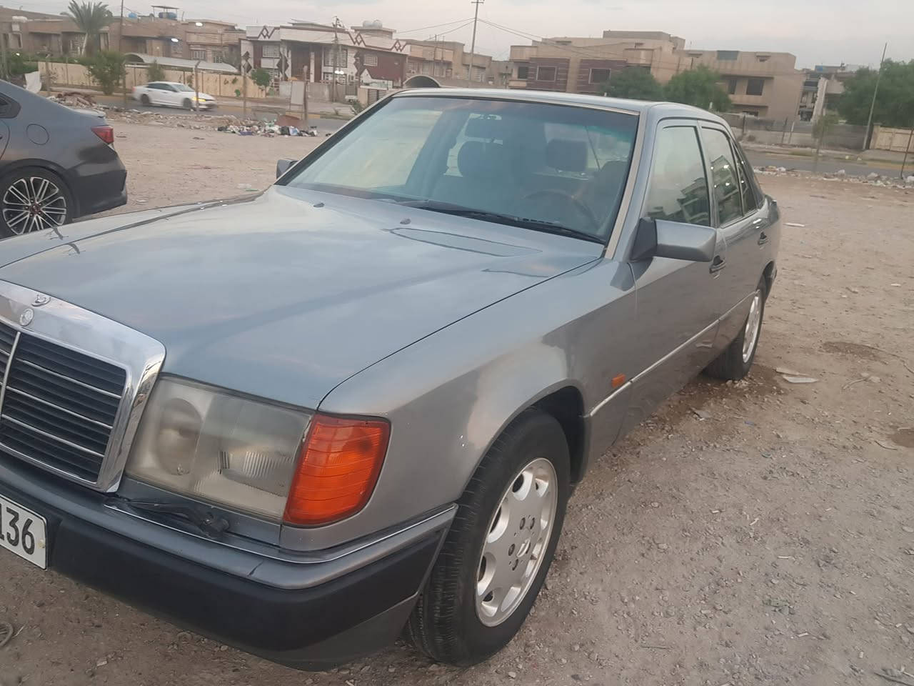 من رخصت الادمن
مارسيدس دب موديل٩٢ رقم بغداد انكليزيحديث
مكينه وكير  ابلاديه مكفولات...
تبريد ثلج..
قواعد دبلات بلادي ...
سايد رووف بلادي...
سعره75 وبيه مجال
مكانه زيونه ***********
