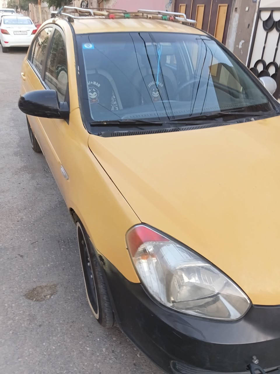 اكسنت ٢٠١١ 
بريكات جديده 
تايرات جديده خط ابيض
منضومه كامله قبل يومين شديت جديده تبريد ثلج
مكينه وكير مال كصه 
ملاحضه
(كلامي كله تفحص وتاخذ وشرط)
تحويل مباشر باسمي 
رقم ديالى 
سنويات مجدده 
هيئه النقل علينا والغرامات علينا 
سعر راسلني او اتصل
***********
