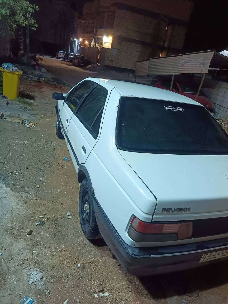 سلام عليكم بيجو روئ مديل ٢٠٠٩ رقم بغداد بيه بنيد امبدل السياره مابيه صبغ مكفوله تبريد ثلج حدايده مكفوله اكسن بي ونه بسيطه مكان السياره كربلاء طوريج السعر ٢٣ وبيها مجال اتصل ***********
