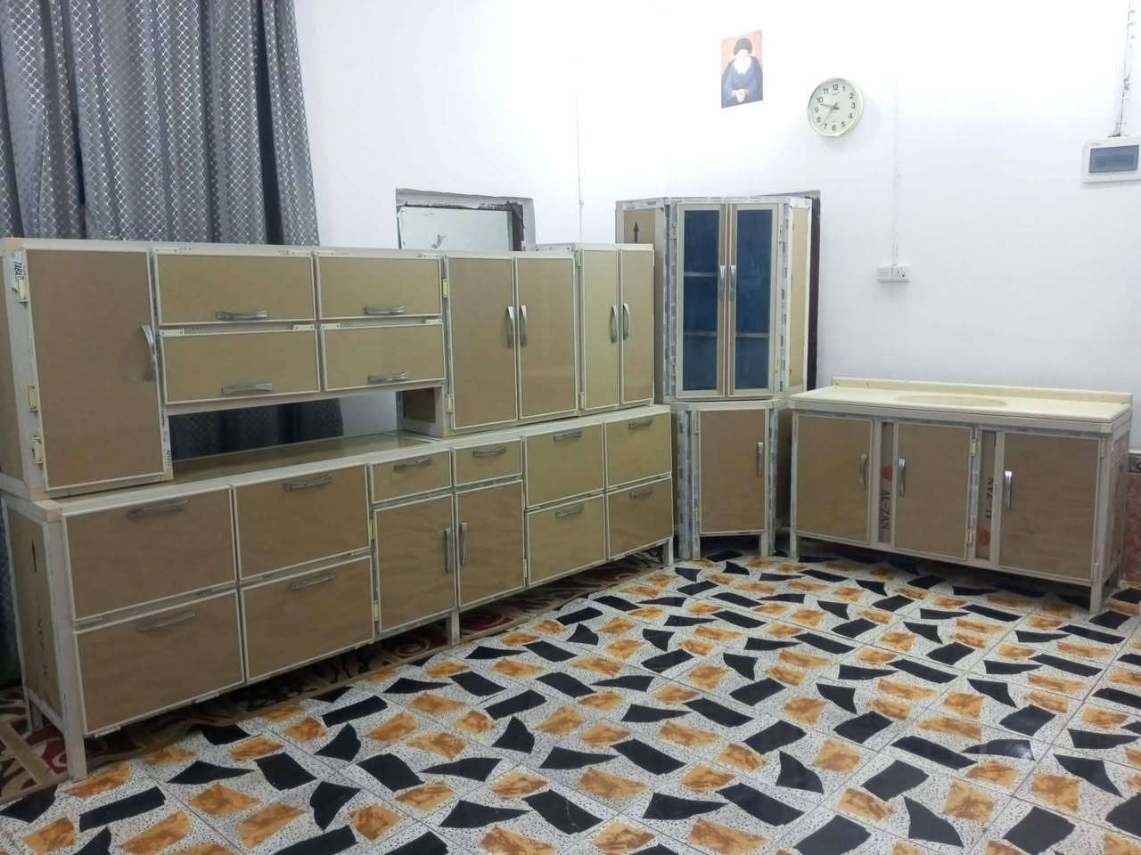 يا رزاق للبيع السعر 850 استخدام قليل تسكام الثقيل ويه السنك يصير ست أمتار أو نص بس السنك مرمر الشراي يراسني خاص ادزله الفيديو والعنوان ***********
