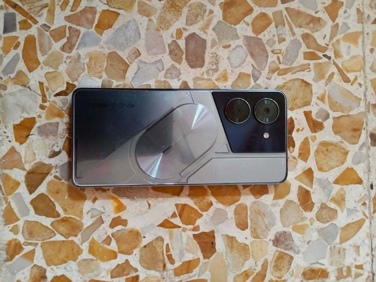 تكنو بوذا 5 برو 5g • نظيف • خط يفصل