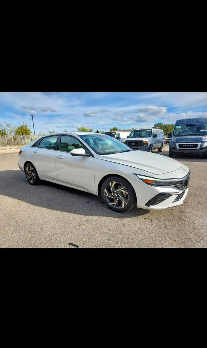 🚘 متوفر للمزايدة والاستيراد 🇺🇸
🔹 السيارة: [2025  HYUNDAI ELANTRA SEL]
🔹 سنة الصنع: [2025]
🔹 نوع الحادث: [عطل ميكانيكي]
🔹 الممشى: [37,927 mi]
🔹 الحالة: Run and Drive
🔹 المواصفات: [ فول]
🗓 تاريخ المزاد: [2026/9/28]
⏰ وقت المزاد: [07:00 PM]
📍السيارة ضمن مزادات أمريكا
✅ فحص كامل قبل الشراء
✅ توفير صور وتفاصيل دقيقة
✅ شحن واستيراد للعراق
✅ متابعة كاملة من المزايدة للتسليم
📞 للحجز والاستفسار على الارقام التاليه ***********/***********
🔥 مزاد الغراوي لاستيراد السيارات
⚜️ “اختيارك الأفضل لسيارات المزادات الأمريكية والخليجية — جودة، سعر، ومتابعة مضمونة”
